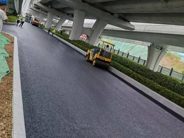 路桥沥青道路养护:确保长久安全与高效流通的关键
